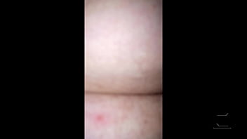Preview 2 of Girls Pissing On Boys Body - Mi chico y uno de mis amantes me follan ,  aunque me gusta mas mi amante jejejejeejeje.