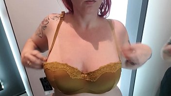 Preview 2 of One Sexx - EVA LICK PROBANDO ROPA INTERIOR
