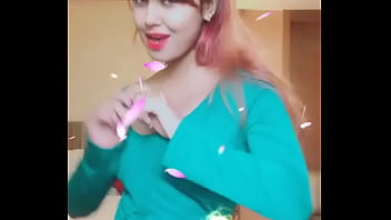 Preview 2 of Xnxx Full Album - HOT CALL GIRL DANCING