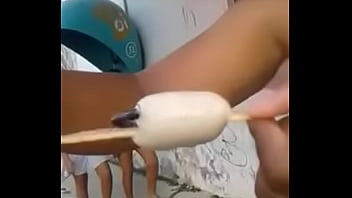 Preview 2 of Tante Dan Keponakan - Gordinho gostoso foi dar uma chupada e acabou tendo uma supresa!