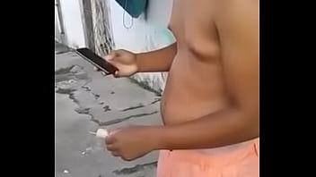 Preview 1 of Tante Dan Keponakan - Gordinho gostoso foi dar uma chupada e acabou tendo uma supresa!