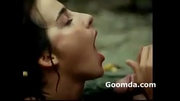 Preview 2 of Mama15 - Brindeira na floresta