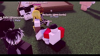 Preview 1 of Mom Sister Baradar - Me las follo mientras me MIRAN TODOS | Roblox