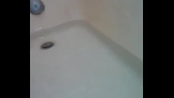 Preview 1 of Wudza Porn Videos - Fingering my pussy while taking a bath