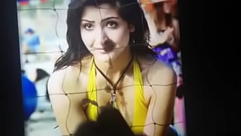 Preview 4 of Xxx Vergen Kissing Sexsy - Anushka sharma tastes my cum