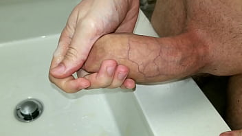 Preview 4 of London River Sexx - Meu pau gozando