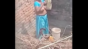 Preview 4 of First Time Anals Sluts - My Neighbour aunty Bathing showing her big boobs.