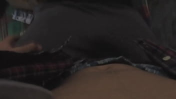 Preview 1 of Cumshot On Porn Gerboydys Back - Puta caliente lo disfruta en orgia