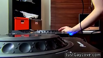 Preview 2 of Sex Fuckingvidoes - Sexy gay anal porn teen Sexy young DJ Andy Kay is working his skills