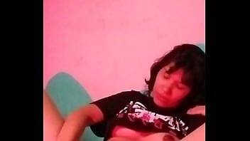 Preview 3 of English Sexy Movies Xx - Assistindo hentai e sentando no dildo