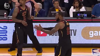 Preview 3 of Family Beteayal - homem negro fodendo um time inteiro de basquete