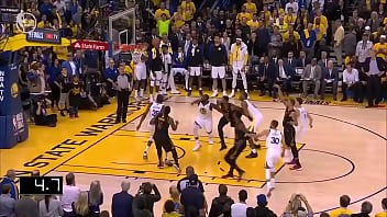 Preview 1 of Family Beteayal - homem negro fodendo um time inteiro de basquete