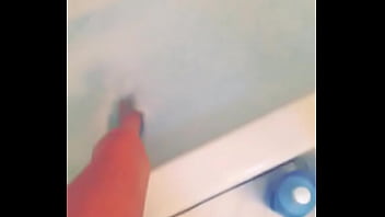 Preview 2 of New Xvedios - Hot Solo Girl Teasing insdie bathtub