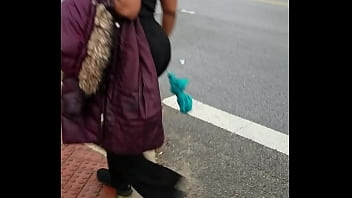 Preview 2 of Bog Bol Sex - Roger&#039_s avenue ass walk