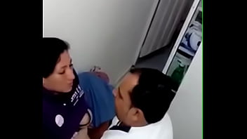 Preview 3 of Xxxsaxo - Amature fuck in office and some one took their sex video