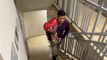 Preview 1 of Creamy Fingir Xxx - MI AMOR LLEGUE DEL EXTRANJERO MIRA LO QUE TE TRAJE