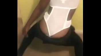 Preview 2 of Fhdtyg - Ts essence