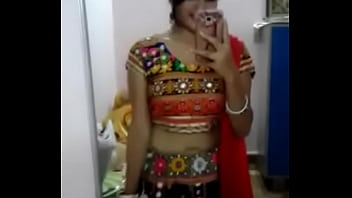 Preview 1 of Desi Mms Indan - Lovely