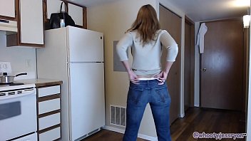 Preview 1 of Mothers Tampons - Mom Shows Off Ass In Blue Jeans and MoRE
