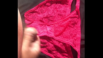 Preview 1 of Big Breast Fuck - 射在原味紅色高杈蕾絲內褲上 超性感