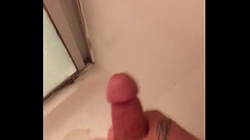 Preview 2 of Sixe Vedio - Shower jerk