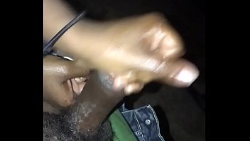 Preview 3 of La Loca Paola Del Yambos - Ebony Handjob