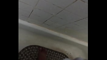 Preview 4 of Wall Dildo Orgasm - En la tina el tigre