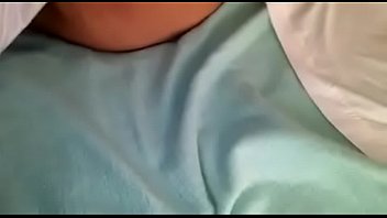 Preview 1 of Girl Pussy Eaten By Plumber - Mi esposo cogiendo a su amiga