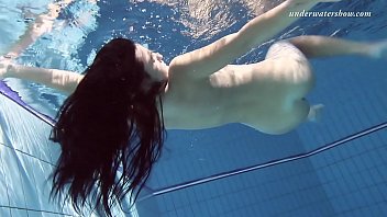 Preview 3 of Miho Ichki Xxx - Hot bitch Zhanetta underwater