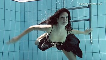 Preview 1 of Miho Ichki Xxx - Hot bitch Zhanetta underwater