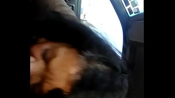 Preview 2 of Indan Teen Sex - Madura prostituta camino de cintura arg pete auto cupa pija