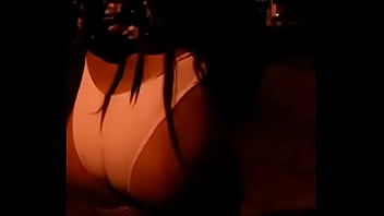 Preview 1 of Hd Big Tiite - Safada na rua de calcinha