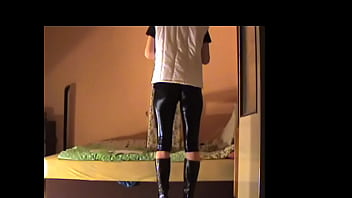 Preview 3 of Sauna Teen Vs Kid - leggings