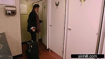 Preview 1 of Xxx Ful Film - Ebony Flight Attendant Luna Corazon Fucks In The Bathroom