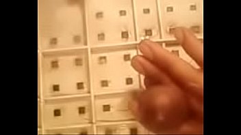 Preview 2 of Cock Stop Crush - verga sale un rato de su hueco para masturbarse