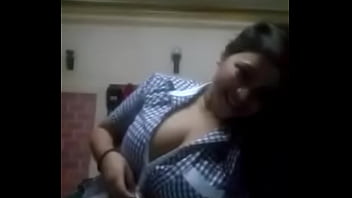 Preview 1 of Defloration Arab Girls - Girl show her boobs at Cam&#039_s