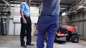 Preview 3 of Madrasi Mms Hindi Mai - teen hitch hiker sucks cock for a ride