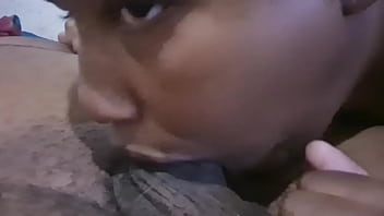 Preview 2 of Ibu Drama - Leo ogro bota S&oacute_ no meu cuzinho...
