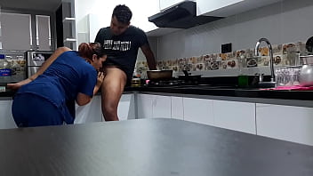 Preview 3 of Mariah Mom - I convince the employee to fuck in the kitchen. Part 1