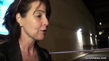 Preview 2 of Pone Videos Xxxx - Amateur granny sucks and fucks big cock