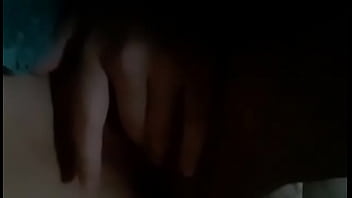 Preview 2 of Big Titty Redbones - Pendeja me manda un v&iacute_deo toc&aacute_ndose la concha
