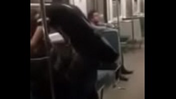 Preview 4 of 19 Years Xxx Hd Uk - chupando no trem em publico