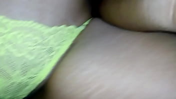 Preview 3 of Cum Side D - Esta caliente y me agarra apena llego del trabajo