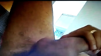 Preview 1 of Help With Wanking - Noivo hetero tesudo brinca com cu