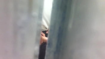 Preview 2 of Babe Gets Interracial Cum - Velho tocando uma no banheiro da esta&ccedil_&atilde_o