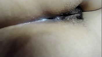 Preview 4 of Suajyasqe - Ik wil een grote lul diep in mijn kont.