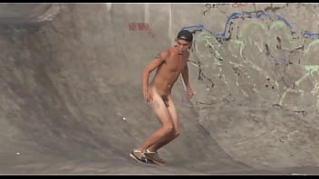 Preview 1 of Mons Pubis Hair - naked skater