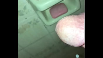 Preview 3 of Soneyloney Xxx - Semen c&aacute_mara lenta