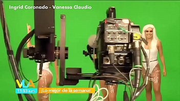 Preview 4 of Morenitas Paisas - Ingrid y Vanessa Nalgonas En Bodys Blancos VLA