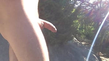 Preview 3 of Hand Job Hd Mom - nu sur un rocher de franksexe